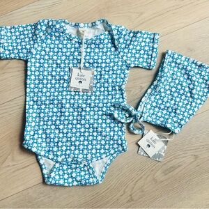 Kate Quinn - Onesie & elf hat! 18/24. NWT.